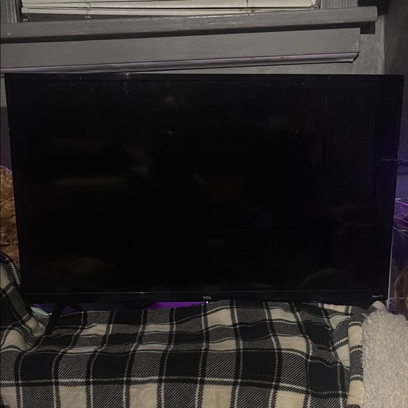 Roku Black TV Screen